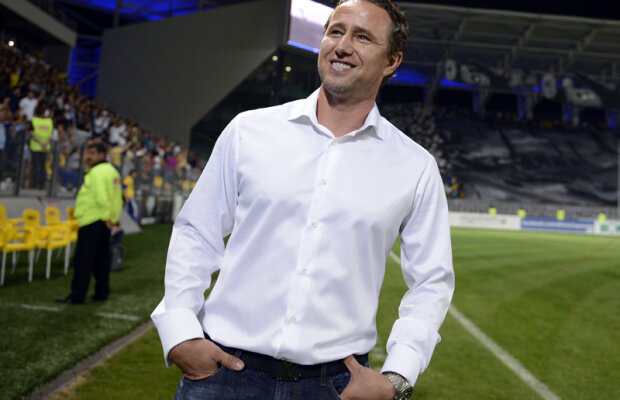 Reghe rîde de Dinamo! » Antrenorul Stelei a transformat o conferinţă de presă într-un discurs ironic despre adversara de azi