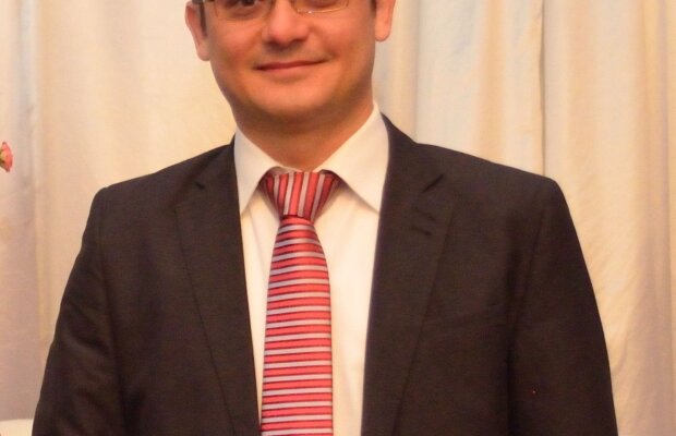 Algoritm antihaos » Un doctor în matematică propune o soluţie inedită pentru continuarea campionatului cu 20 de echipe!