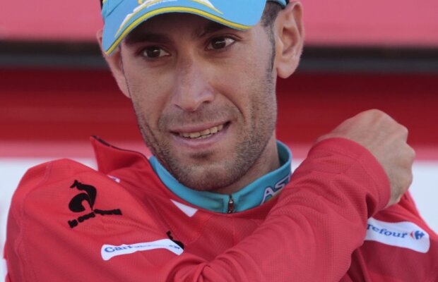 Tricoul pe care nu îl vrea nimeni :D » Nibali şi Horner nu ştiu cum să se descotorosească de şefia Turului Spaniei