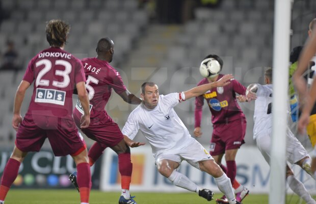 FOTO + VIDEO Remiză "albă" cu ocazii imense ale gazdelor în derby-ul Clujului » Universitatea - CFR 0-0