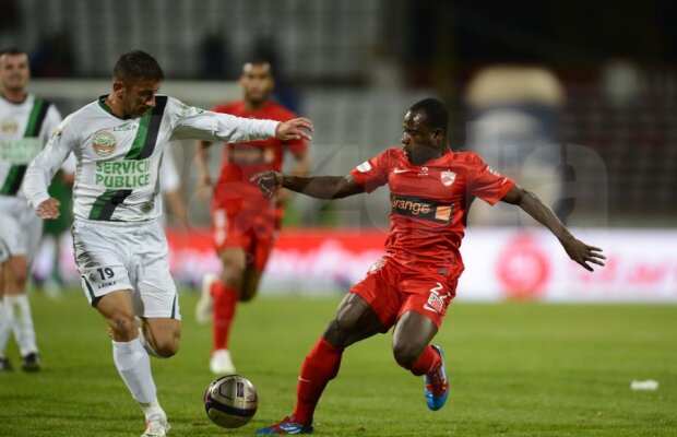 FOTO ZougouShow în "Ştefan cel Mare" » Dinamo - Sănătatea 4-0, la primul meci cu Flavius Stoican pe bancă