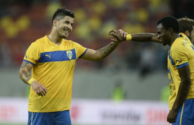 VIDEO Petrolul - CFR Cluj 3-2 » Ploieştenii fac 19 puncte şi sînt la egalitate cu Steaua şi Astra