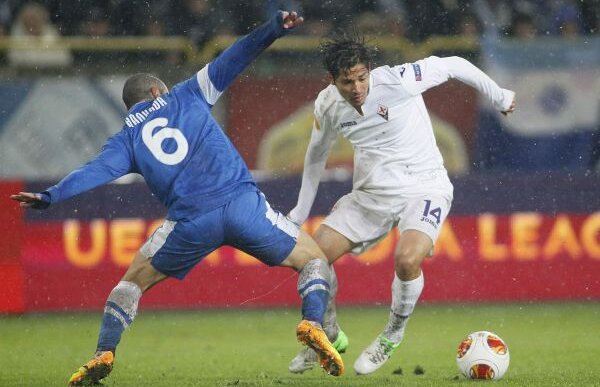 VIDEO Viola evadează la şefie » Fiorentina a cîştigat la Dnepropetrovsk, 2-1, şi conduce grupa Pandurilor