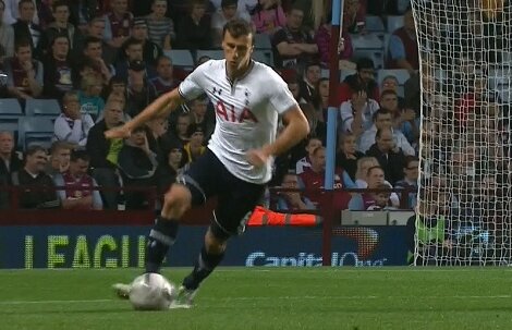 Chiricheş este în centrul unui scandal la Tottenham » Villas Boas l-a luat la rost: "A fost total deplasat"