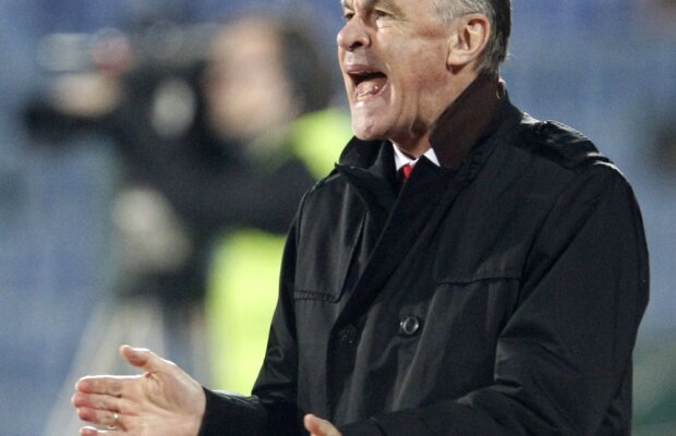 Hitzfeld se retrage! Antrenorul Elveţiei lasă antrenoratul pentru un job la TV