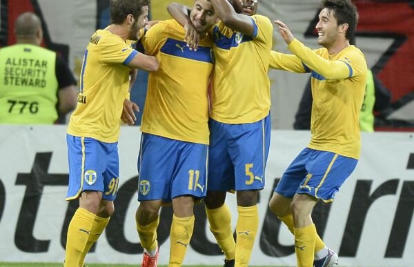 VIDEO Au scăpat doar cu o sperietură » Petrolul a trăit periculos finalul de meci cu Săgeata, dar s-a impus cu 3-0