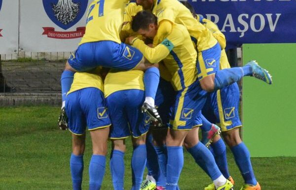 Victoria cu Vaslui a liniştit apele la Corona » Fostul căpitan al echipei a fost reprimit în lot