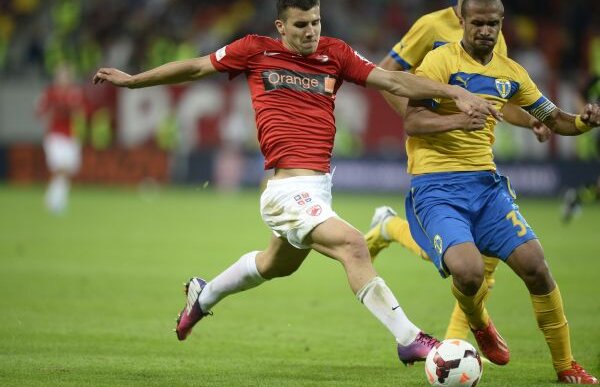 În pericol! » Moş Crăciun i-ar putea aduce plecarea lui Ţucudean de la Dinamo