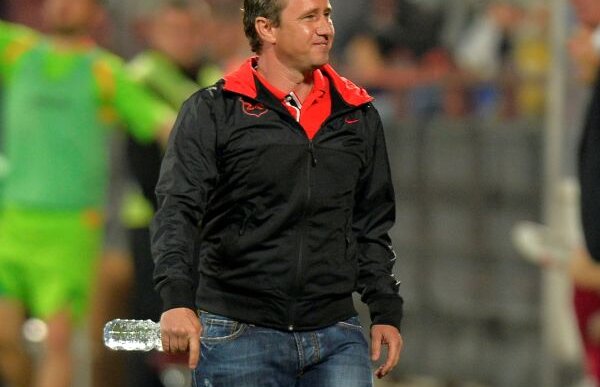 Reghe, Reghe şi iar Reghe! » Tehnicianul Stelei domină autoritar topul celor mai mediatizate celebrităţi în presa scrisă