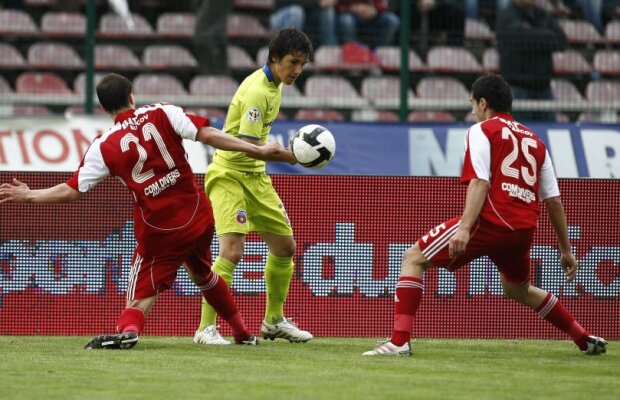 O fostă mare speranţă a Stelei dezvăluie: "Impresarii m-au îngropat! Am dat numai de oameni profitori"