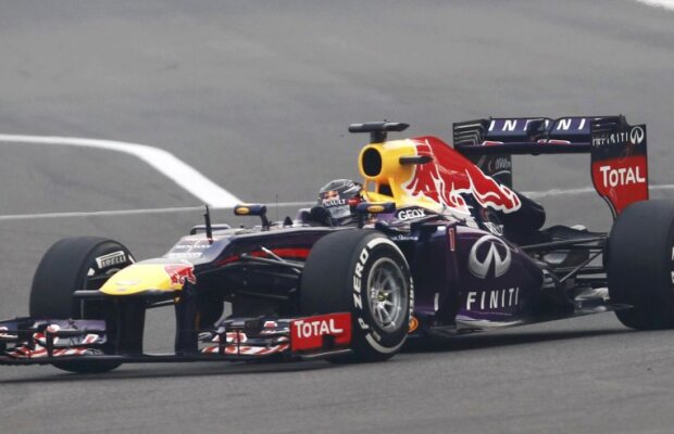 Vettel a triumfat şi în India şi a devenit campion mondial pentru a patra oară la rînd