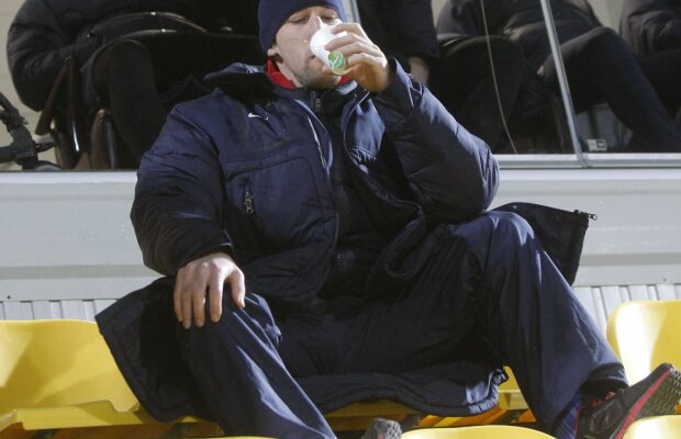 Latovlevici, penalizat şi sacrificat! » Monaco a venit degeaba să îl vadă: Reghecampf l-a pedepsit pe stelist