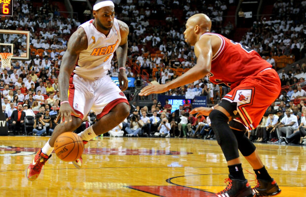 Stăpînii inelelor s-au întors! » Heat a muşcat din Bulls în startul sezonului NBA