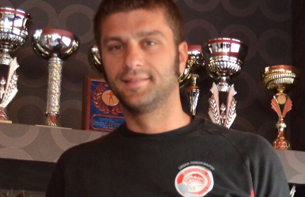 Sistemul care ţine în picioare fotbalul elen » 30 de academii Olympiakos în Grecia!