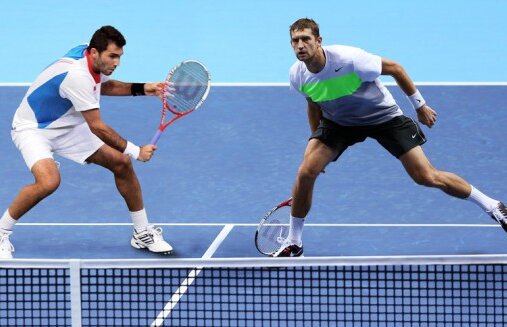 Ghinion pentru Tecău şi Mirnyi » Au fost învinşi în semifinale şi au ratat Turneul Campionilor