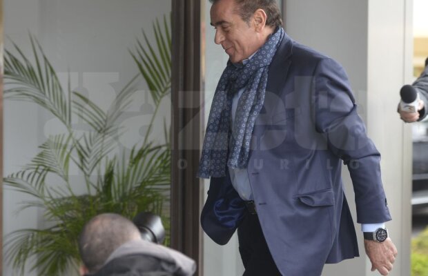 Faza zilei » Patronul care n-a avut încredere în subaltern şi-a venit să voteze în persoană!