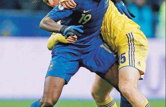 Blat albastru? » Un deputat de origine română din partidul lui Sarkozy afirmă: "Am trucat barajul cu Ucraina!"