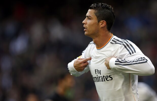 FOTO Madrilenii vor Balonul de Aur pentru Cristiano Ronaldo cu orice preţ » Coregrafie specială la meciul cu Galatasaray
