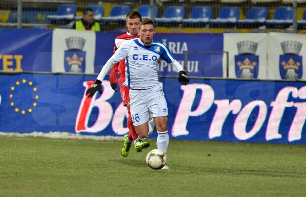 FOTO şi VIDEO Împiedicaţi de ultima clasată » Pandurii, doar egal pe terenul Coronei, scor 1-1