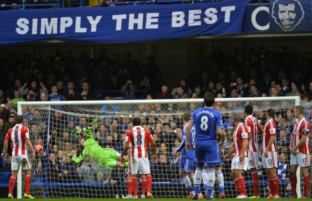 VIDEO Gol superb al lui Oscar şi Chelsea se califică în optimi » Dueluri incredibile în Cupa Angliei: City - Chelsea şi Liverpool - Arsenal