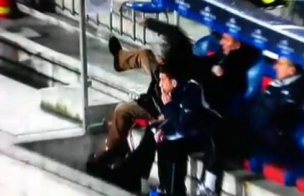 VIDEO Cineva s-a uitat prea mult la filmuleţe cu Sorin Cîrţu! :D » Cum s-a bucurat un jucător italian după gol