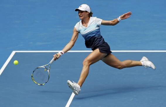 Au trecut pe ora Qatarului » Simona Halep şi Monica Niculescu s-au calificat în optimi la Doha