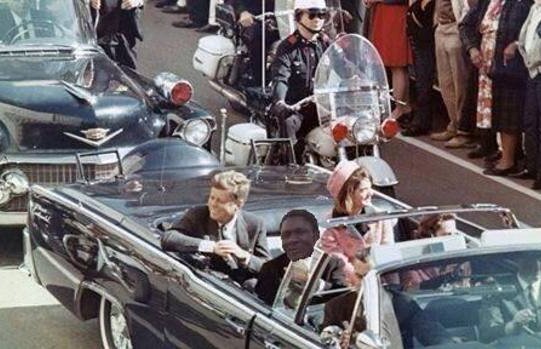 FOTO Italienii fac mişto de "puştiul bătrîn" al lui Lazio » A luptat în al doilea război mondial şi a fost în maşina lui Kennedy :D