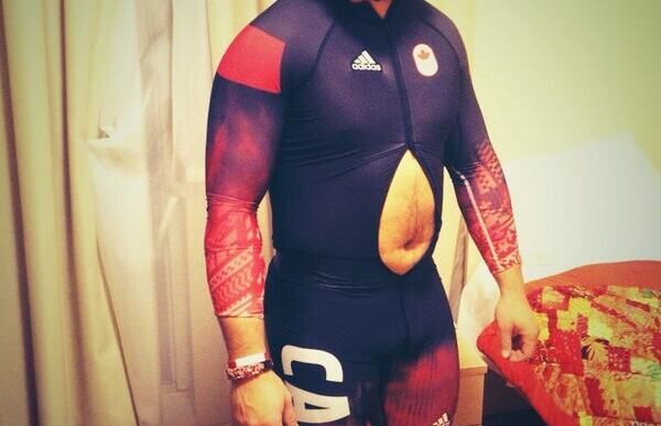 Faza zilei la Jocurile Olimpice de la Soci » A plesnit costumul! :D