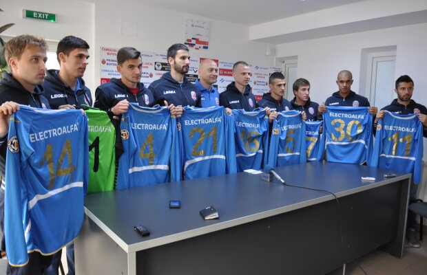 FOTO S-au întărit ca pentru Europa League » FC Botoşani şi-a prezentat cele 9 achiziţii ale iernii!