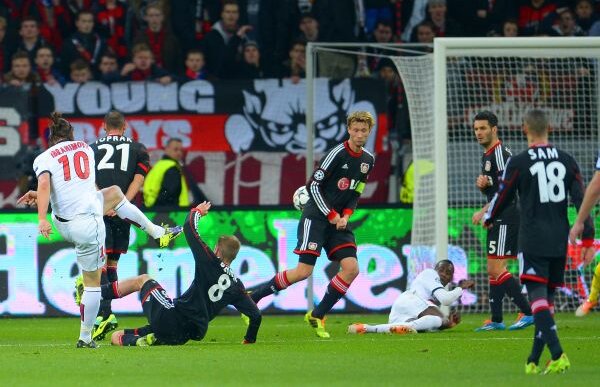 VIDEO My left foot » Zlatan Ibrahimovici e golgeterul Ligii, după o superexecuţie cu stîngul: "Nu am un picior mai slab" ;)