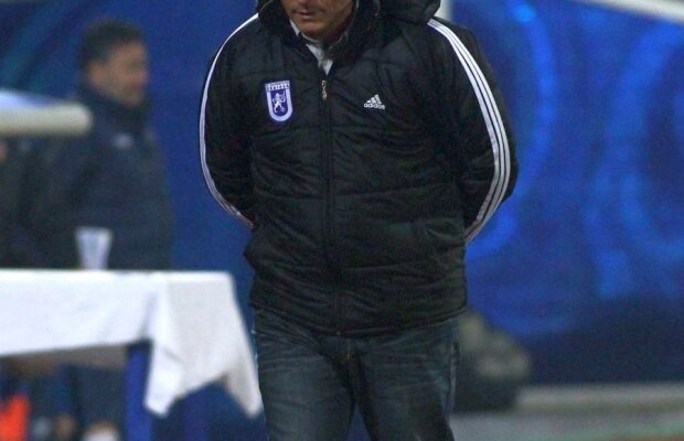 Cadou "otrăvit" » Nicolo Napoli dezvăluie cum l-a umilit Adrian Mititelu în ziua în care l-a dat afară