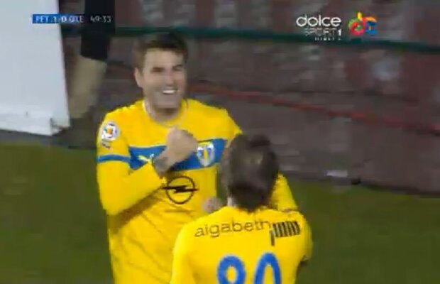 VIDEO În cursă pentru Oscarul Ligii 1 » Inspiraţi de Gazetă, petroliştii sărbătoresc golurile refăcînd o scenă din "Lupul de pe Wall Street"