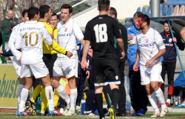 VIDEO Croitoraşul cel viteaz » Botoşaniul a trecut de pasa neagră  şi a bifat al doilea succes consecutiv: 1-0 cu ACS Poli