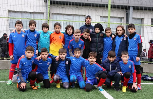 Dimineaţa fotbalişti, seara miniultraşi! » Steaua îşi pregăteşte, în acelaşi timp, viitorul echipei şi al suporterilor