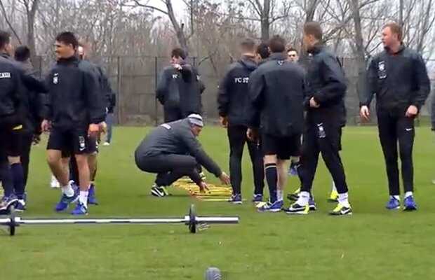 Avem dovada: Martin Bogatinov există! :) Portarul adus să îl înlocuiască pe Ciprian Tătăruşanu nu a dispărut de la echipă