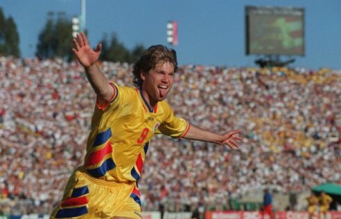 La mulţi ani, Florin Răducioiu! Povestea "Marelui Blond", cel care a luminat nopţile de la CM 1994