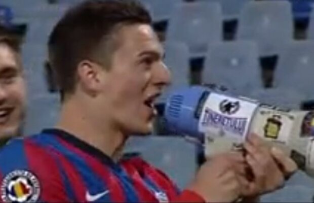 VIDEO Spectacol şi după meci! Florin Gardoş, lider de galerie la finalul jocului cu FC Botoşani