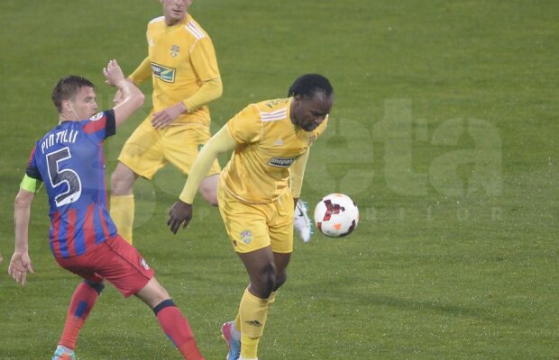 FOTO şi VIDEO Lovitura "greviştilor" » Vasluienii au învins Steaua în Ghencea, scor 1-0, prima înfrîngere a campioanei în acest sezon
