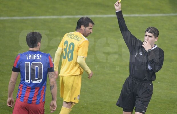 Laurenţiu Reghecampf a rezolvat controversele în cazul lui Cristi Tănase: "El nu e număr 10"