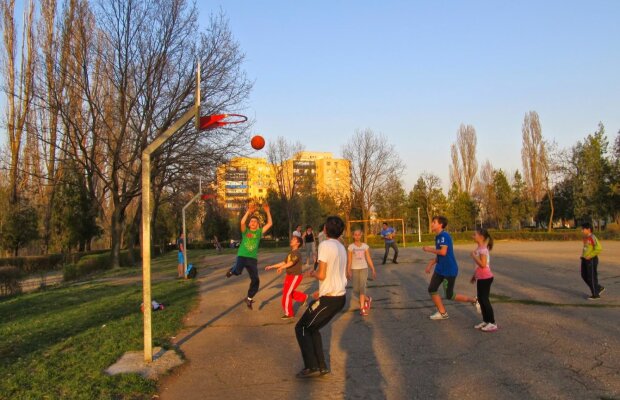 Comunitatea locală din Ploieşti se răscoală împotriva proiectului lui Răzvan Burleanu: ”Act toxic”