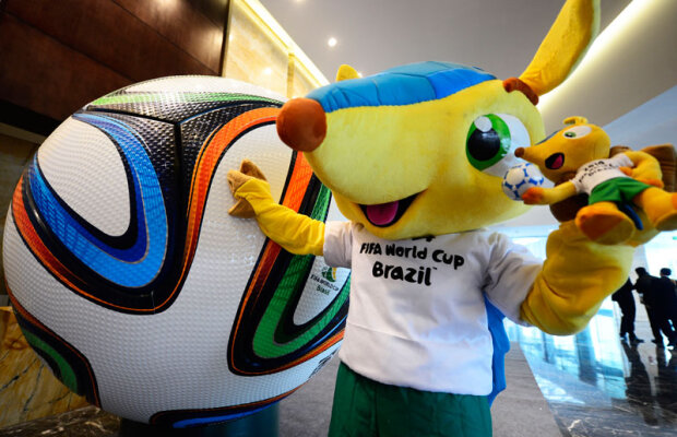 FIFA a mai scos la vînzare o tranşă din biletele pentru CM 2014 » Peste o sută de mii vîndute în patru ore!