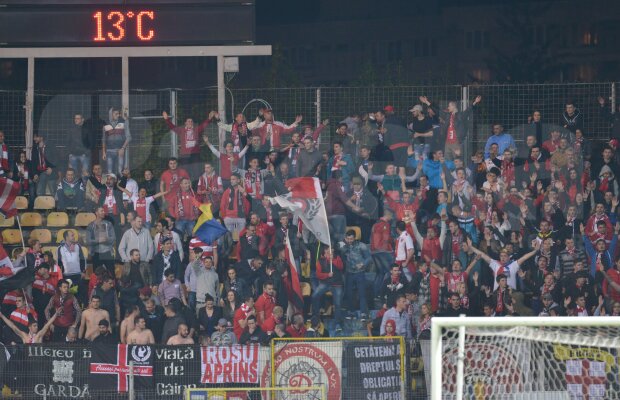 Ruptură între suporteri şi echipă! Ultraşii lui Dinamo au plecat în timpul meciului: "Blatiştilor!"