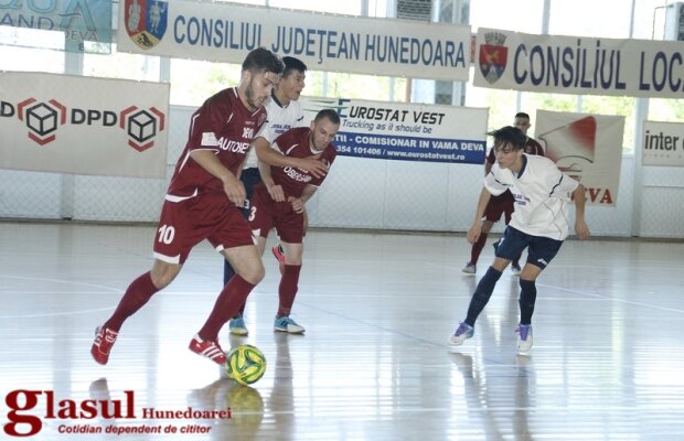 Se cunosc semifinalistele campionatului de futsal