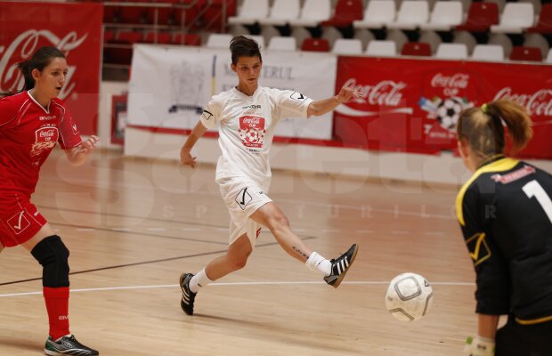 S-au decis cîştigătoarele Cupei Coca-Cola! Meciuri cu 20 de goluri la feminin şi cu 11 la masculin!