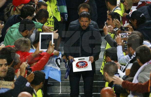 Mircea Lucescu a remarcat o mare greşeală comisă de Diego Simeone în finala cu Real: "Poate din lipsă de experienţă"