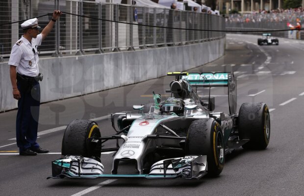 2xMercedes şi un pic de Red Bull » Podiumul de la Monaco a fost identic cu cel al calificărilor: Rosberg, Hamilton, Ricciardo