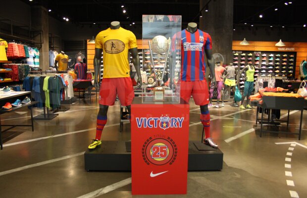 (P) Trofeul cu numărul 25 cîştigat de Steaua este expus în magazinul Nike din AFI Palace Cotroceni