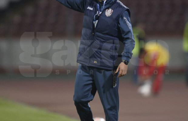 Un jucător proaspăt plecat de la CFR Cluj îl face praf pe Vasile Miriuţă: "E un laş şi e lipsit de respect!"