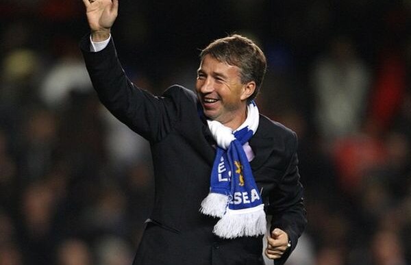 Liber spre Premier League! Echipa care îl doreşte pe Dan Petrescu tocmai şi-a dat antrenorul la Tottenham