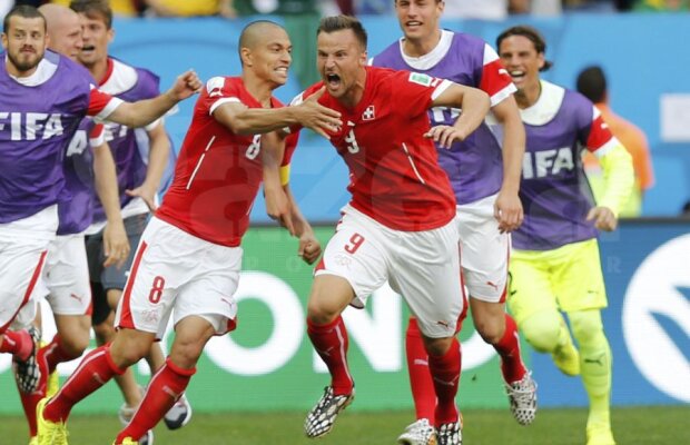 VIDEO + FOTO Elveţia învinge Ecuadorul la ultima fază a meciului!